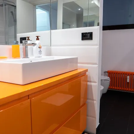 Conca D'oro Colors - Metro & Wi-fi Apartment